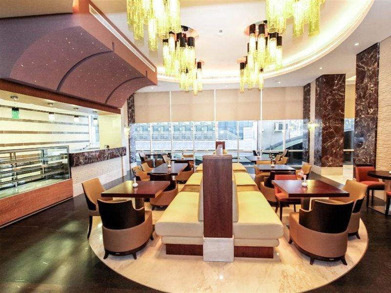 Danat Capital Hotel Abu Dhabi Exterior foto